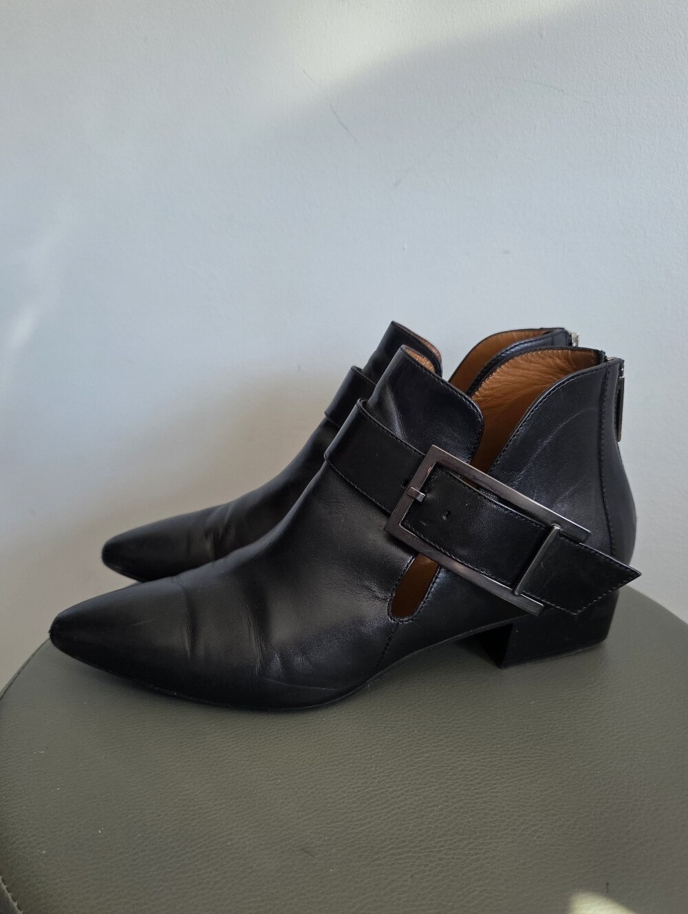 Aquatalia Black Leather Ankle Booties Italy Pointed Toe Buckle Block Heel